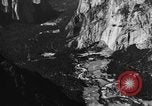 Standbild Bomber Yosemite National Park California USA, 1934, aus Sekunde 37 historischem Filmmaterial Videoclip 65675045251