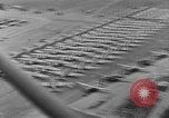 Immagine di C-47 piani di traino e Allied alianti durante l invasione della Normandia Francia, 1944, secondo 9 filmato di repertorio 65675045255