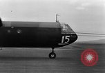 Immagine di C-47 piani di traino e Allied alianti durante l invasione della Normandia Francia, 1944, secondo 22 filmato di repertorio 65675045255