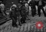 Immagine di Prigionieri tedeschi Portland Inghilterra, 1944, secondo 52 filmato di repertorio 65675045263