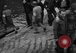 Immagine di Prigionieri tedeschi Portland Inghilterra, 1944, secondo 57 filmato di repertorio 65675045263