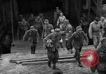 Immagine di Prigionieri tedeschi Portland Inghilterra, 1944, secondo 26 filmato di repertorio 65675045265