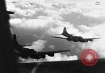 Immagine di Boeing B-17 Flying Fortress Europa, 1942, secondo 23 filmato di repertorio 65675045269