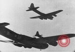 Immagine di Boeing B-17 Flying Fortress Europa, 1942, secondo 30 filmato di repertorio 65675045269