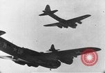 Immagine di Boeing B-17 Flying Fortress Europa, 1942, secondo 31 filmato di repertorio 65675045269