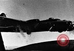 Immagine di Boeing B-17 Flying Fortress Europa, 1942, secondo 41 filmato di repertorio 65675045269