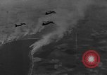 Immagine di Boeing B-17 Flying fortezze Europa, 1942, secondo 14 filmato di repertorio 65675045270
