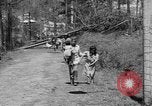 Image soldats des États-Unis Baguio aux Philippines, 1945, de la seconde 13 séquences d'archives historiques vidéo 65675045279