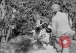 Standbild USA Soldaten Baguio Philippinen, 1945, aus Sekunde 3 historischem Filmmaterial Videoclip 65675045280