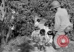 Standbild USA Soldaten Baguio Philippinen, 1945, aus Sekunde 4 historischem Filmmaterial Videoclip 65675045280