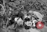 Standbild USA Soldaten Baguio Philippinen, 1945, aus Sekunde 11 historischem Filmmaterial Videoclip 65675045280