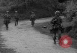 Standbild USA Soldaten Baguio Philippinen, 1945, aus Sekunde 29 historischem Filmmaterial Videoclip 65675045280