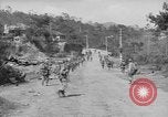 Standbild USA Soldaten Baguio Philippinen, 1945, aus Sekunde 39 historischem Filmmaterial Videoclip 65675045280