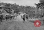 Standbild USA Soldaten Baguio Philippinen, 1945, aus Sekunde 42 historischem Filmmaterial Videoclip 65675045280