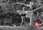 Standbild USA Soldaten Baguio Philippinen, 1945, aus Sekunde 45 historischem Filmmaterial Videoclip 65675045280