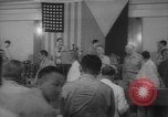 Immagine di General Douglas MacArthur Manila Filippine, 1945, secondo 10 filmato di repertorio 65675045296