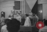 Immagine di General Douglas MacArthur Manila Filippine, 1945, secondo 20 filmato di repertorio 65675045296