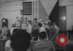 Immagine di General Douglas MacArthur Manila Filippine, 1945, secondo 24 filmato di repertorio 65675045296