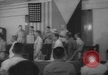 Immagine di General Douglas MacArthur Manila Filippine, 1945, secondo 30 filmato di repertorio 65675045296