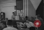 Immagine di General Douglas MacArthur Manila Filippine, 1945, secondo 43 filmato di repertorio 65675045296