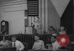 Immagine di General Douglas MacArthur Manila Filippine, 1945, secondo 45 filmato di repertorio 65675045296