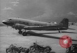 Immagine di General Douglas MacArthur Manila Filippine, 1945, secondo 3 filmato di repertorio 65675045297