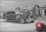 Immagine di General Douglas MacArthur Manila Filippine, 1945, secondo 56 filmato di repertorio 65675045297