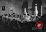 Immagine di Riunione della commissione Manila Filippine, 1945, secondo 9 filmato di repertorio 65675045299