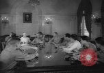 Immagine di Riunione della commissione Manila Filippine, 1945, secondo 18 filmato di repertorio 65675045299