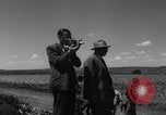 Immagine di Officer ispeziona Indie occidentali, 1958, secondo 37 filmato di repertorio 65675045307