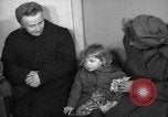 Immagine di I rifugiati tedeschi Germania, 1953, secondo 21 filmato di repertorio 65675045315