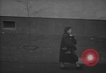 Immagine di I rifugiati tedeschi Germania, 1953, secondo 58 filmato di repertorio 65675045315