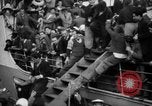 Standbild Menschen am Hafen Naher Osten, 1953, aus Sekunde 24 historischem Filmmaterial Videoclip 65675045316