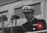 Standbild US-Admiral William M Fechteler Neapel Italien, 1954, aus Sekunde 7 historischem Filmmaterial Videoclip 65675045320