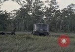 Standbild USA1st Kavallerie Division Vietnam, 1965, aus Sekunde 21 historischem Filmmaterial Videoclip 65675045328