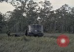 Standbild USA1st Kavallerie Division Vietnam, 1965, aus Sekunde 26 historischem Filmmaterial Videoclip 65675045328