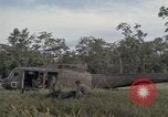Standbild USA1st Kavallerie Division Vietnam, 1965, aus Sekunde 44 historischem Filmmaterial Videoclip 65675045328