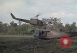 Standbild USA1st Kavallerie Division Vietnam, 1965, aus Sekunde 47 historischem Filmmaterial Videoclip 65675045328
