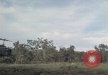Standbild USA1st Kavallerie Division Vietnam, 1965, aus Sekunde 60 historischem Filmmaterial Videoclip 65675045328