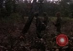 Standbild USA1st Kavallerie Division Vietnam, 1965, aus Sekunde 22 historischem Filmmaterial Videoclip 65675045329