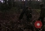 Standbild USA1st Kavallerie Division Vietnam, 1965, aus Sekunde 25 historischem Filmmaterial Videoclip 65675045329