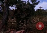 Standbild USA1st Kavallerie Division Vietnam, 1965, aus Sekunde 27 historischem Filmmaterial Videoclip 65675045329
