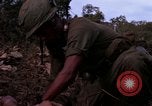 Standbild USA1st Kavallerie Division Vietnam, 1965, aus Sekunde 57 historischem Filmmaterial Videoclip 65675045329