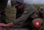 Standbild USA1st Kavallerie Division Vietnam, 1965, aus Sekunde 14 historischem Filmmaterial Videoclip 65675045330