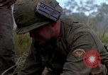 Standbild USA1st Kavallerie Division Vietnam, 1965, aus Sekunde 24 historischem Filmmaterial Videoclip 65675045330