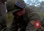 Standbild USA1st Kavallerie Division Vietnam, 1965, aus Sekunde 25 historischem Filmmaterial Videoclip 65675045330