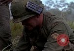 Standbild USA1st Kavallerie Division Vietnam, 1965, aus Sekunde 26 historischem Filmmaterial Videoclip 65675045330