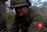 Standbild USA1st Kavallerie Division Vietnam, 1965, aus Sekunde 29 historischem Filmmaterial Videoclip 65675045330