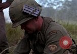 Standbild USA1st Kavallerie Division Vietnam, 1965, aus Sekunde 39 historischem Filmmaterial Videoclip 65675045330
