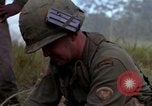 Standbild USA1st Kavallerie Division Vietnam, 1965, aus Sekunde 40 historischem Filmmaterial Videoclip 65675045330